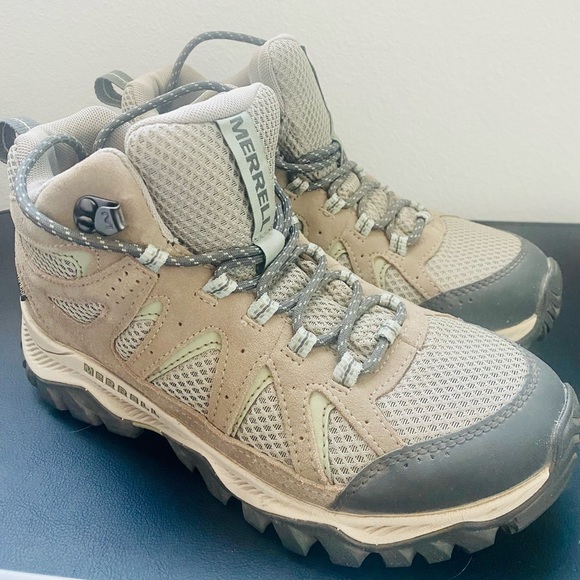 Merrell Women's Oakcreek Mid Waterproof, size 8.5, brindle - Picture 1 of 4